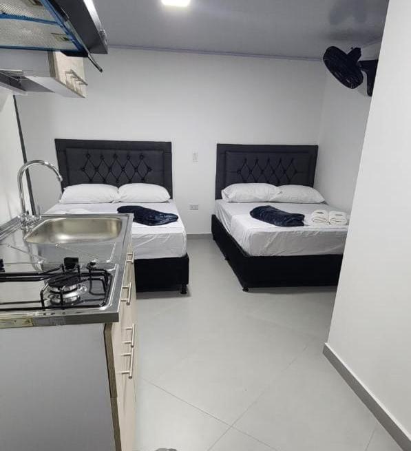 Hotel Medellin Calasanz Eksteriør bilde