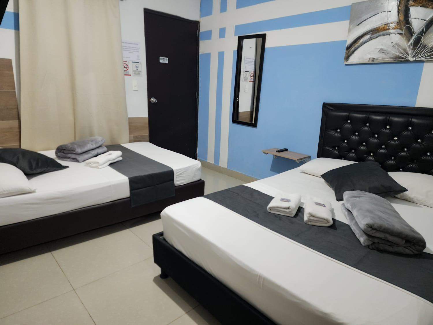 Hotel Medellin Calasanz Eksteriør bilde
