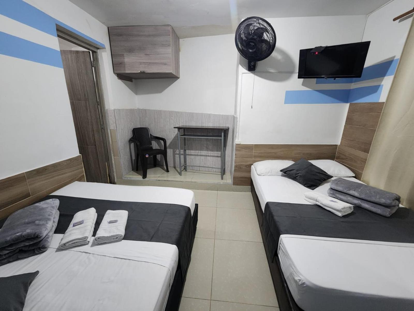 Hotel Medellin Calasanz Eksteriør bilde