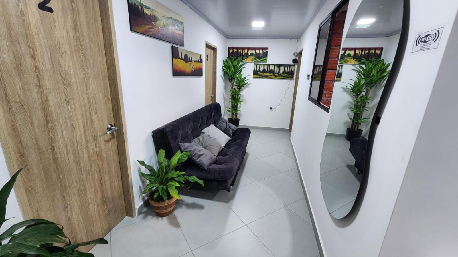 Hotel Medellin Calasanz Eksteriør bilde