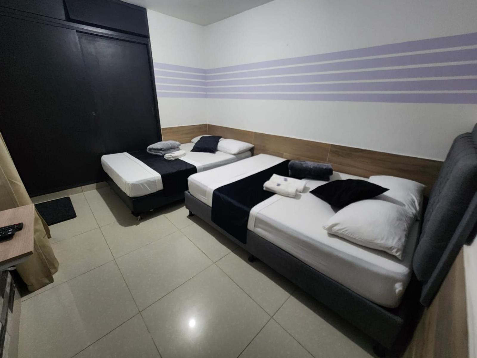 Hotel Medellin Calasanz Eksteriør bilde