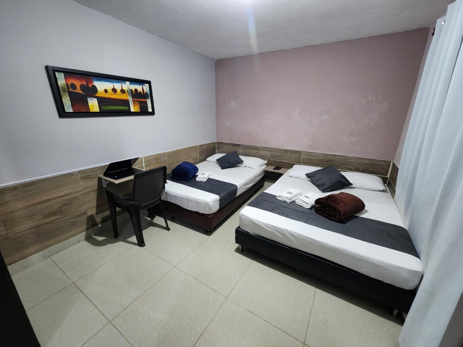 Hotel Medellin Calasanz Eksteriør bilde