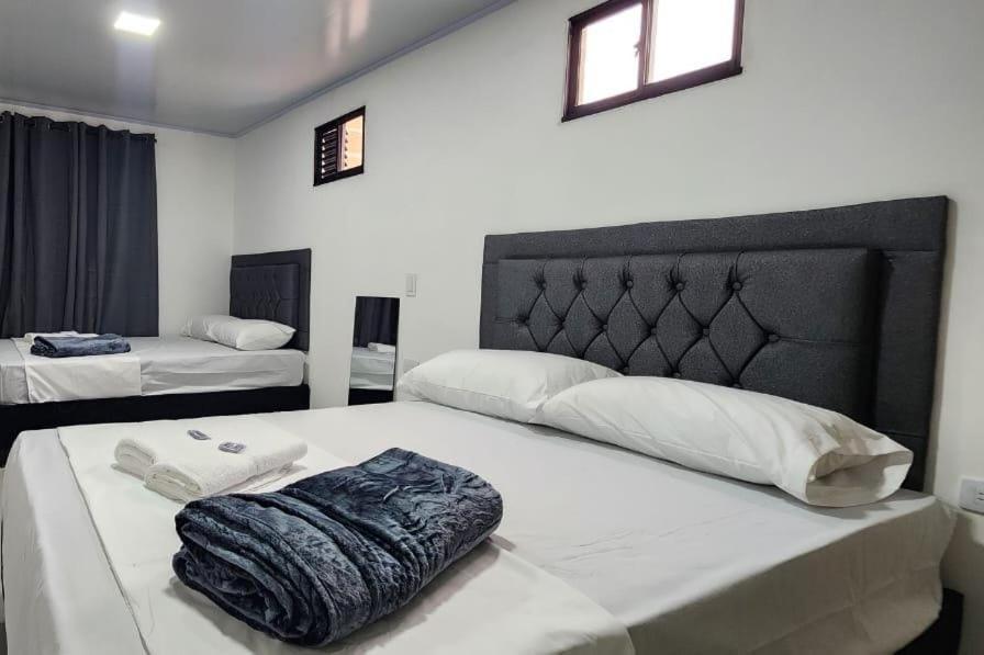 Hotel Medellin Calasanz Eksteriør bilde