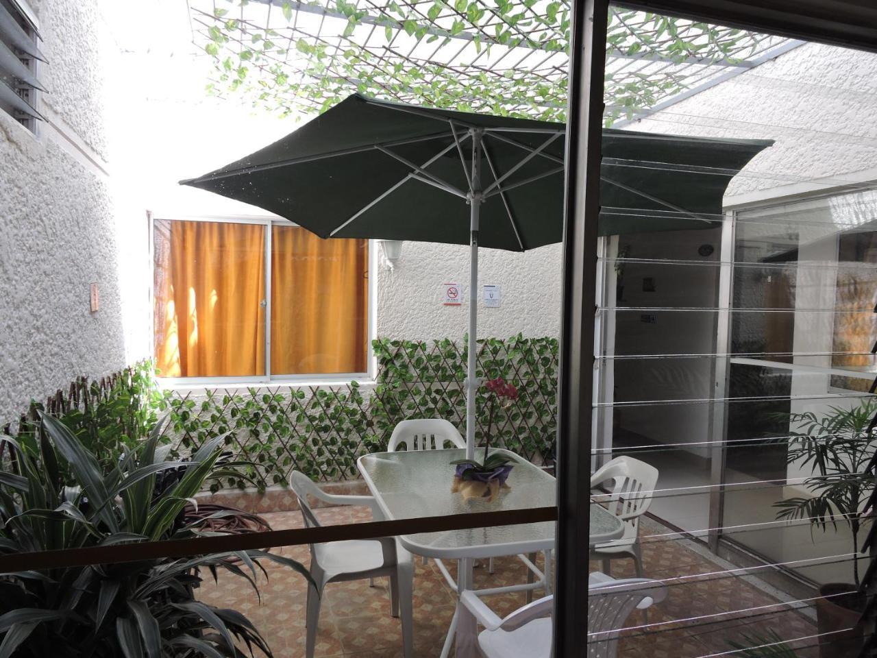 Hotel Medellin Calasanz Eksteriør bilde